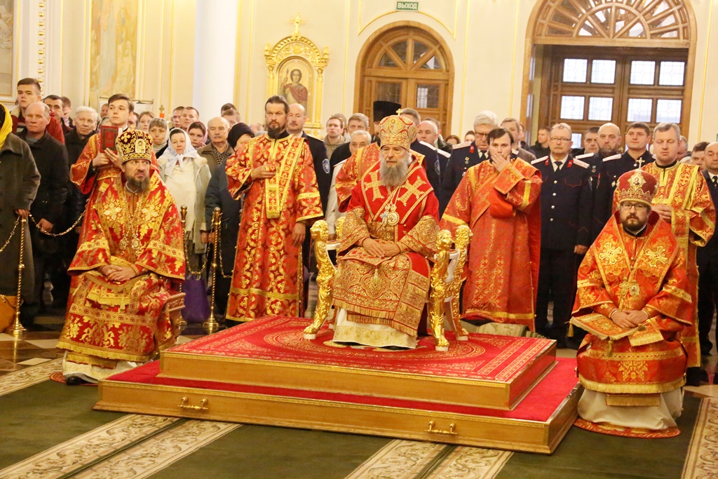 в Свято-Феодоровском кафедральном соборе была совершена Божественная литургия